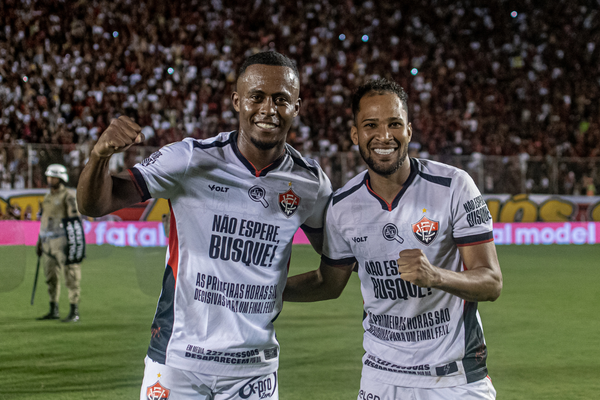 Carlos Eduardo e Everaldo foram citados por Carpini em entrevista coletiva