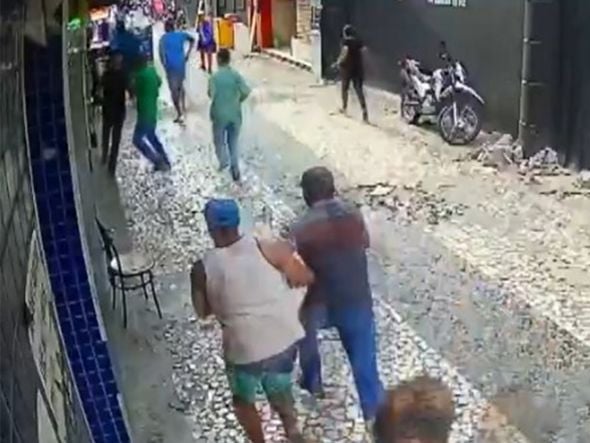 Imagem - Três pessoas são baleadas durante tiroteio em Feira de Santana