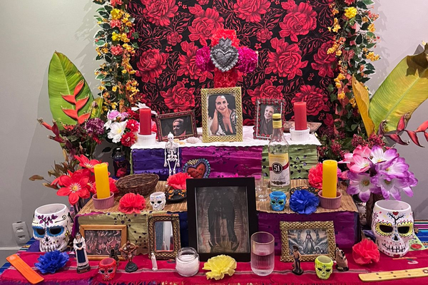 Altar para Gal Costa no Dia dos Mortos