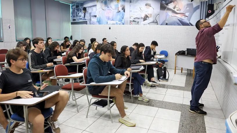 Imagem - MEC proíbe educação à distância (EAD) para cinco cursos
