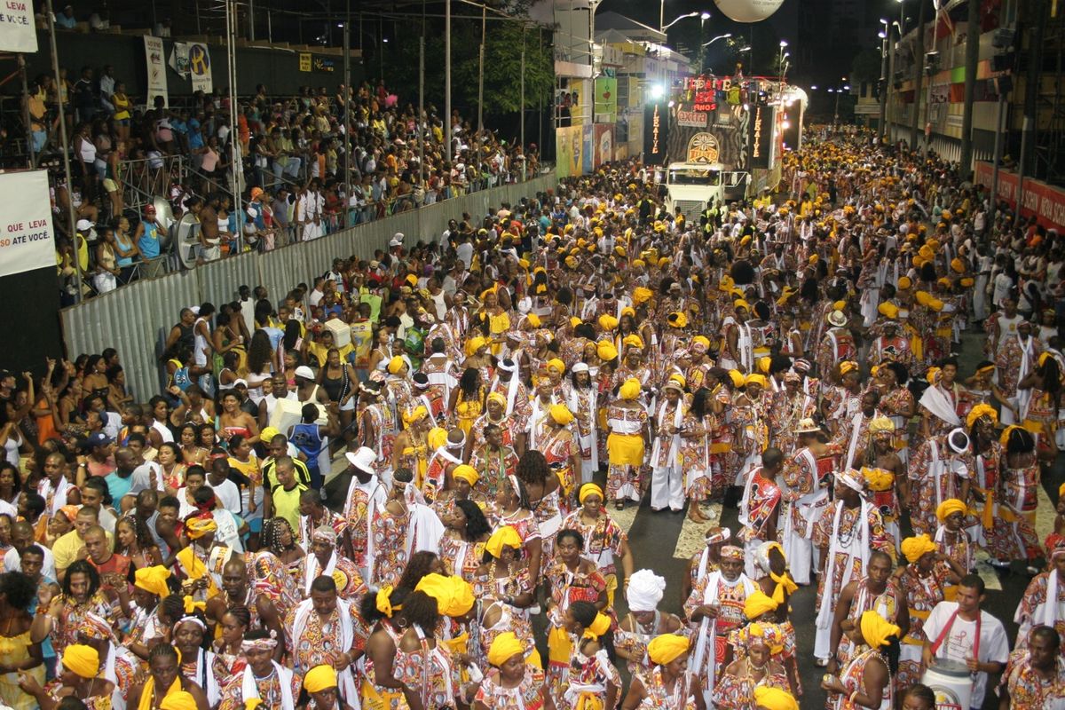 A afirmação de negritude defendida pelo bloco ajudou as pessoas a resgatarem a autoestima e o orgulho