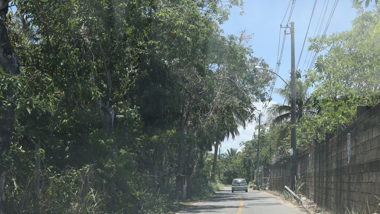 Imagem - Desvio do pedágio da Estrada do Coco, Estrada da Cascalheira é temida por assaltos; bandidos agem até com fuzil