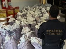 Imagem - Mais de 3 toneladas de drogas apreendidas do PCC são incineradas