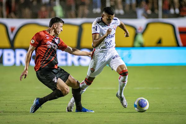 Último jogo entre Vitória e Athletico-PR terminou com triunfo para os paranaenses