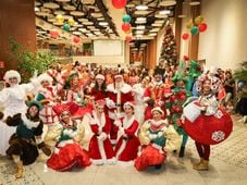 Imagem - Parada natalina marca chegada do Papai Noel ao Vitória Boulevard Shopping