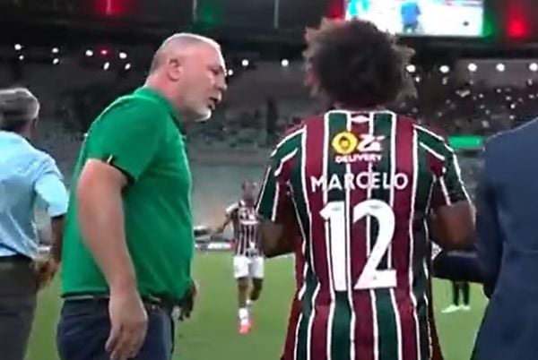 Mano Menezes e Marcelo tiveram desentendimento