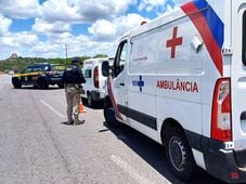 Imagem - Veículos usados no transporte de urgência e emergência estão na mira da PRF