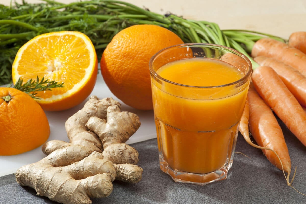 Suco termogênico com laranja e gengibre (Imagem: T.Lagerwall | Shutterstock) por Imagem: T.Lagerwall | Shutterstock