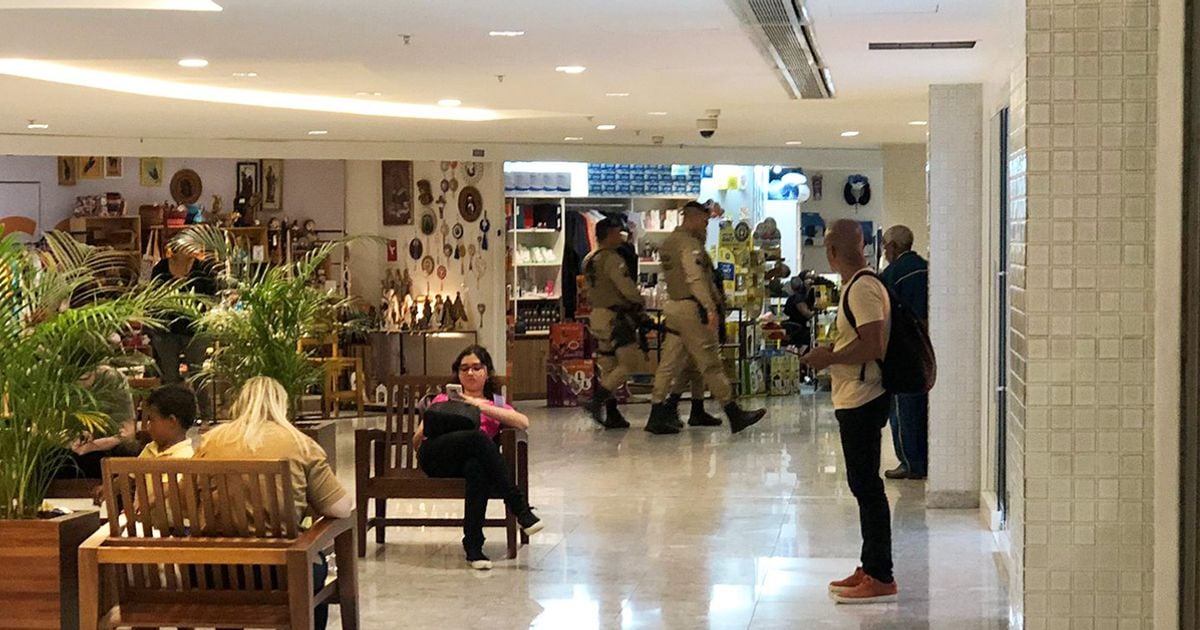 Imagem - Homem é detido após assediar jovem dentro de banheiro do Shopping Salvador