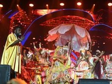 Imagem - 'Nós somos negros o ano todo', destaca Vovô do Ilê após apresentação da banda no Afropunk Festival