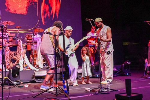 Gilsons no TCA por Reprodução / Alô Alô Bahia