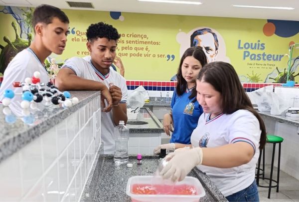Estudantes baianas da rede pública são destaques da Olimpíada Nacional Feminina de Química - QuiMeninas 2024