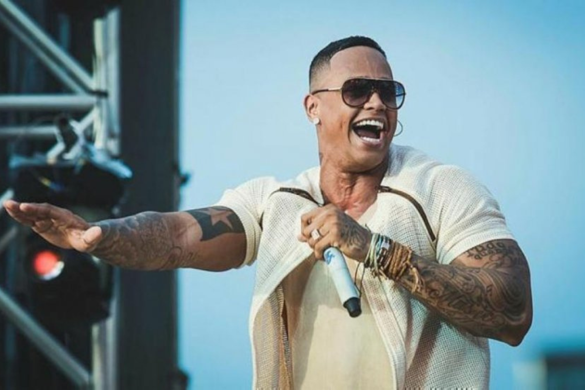 Léo Santana por Reprodução