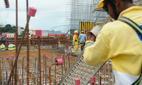 Trabalhadores terão menos dias em ofício