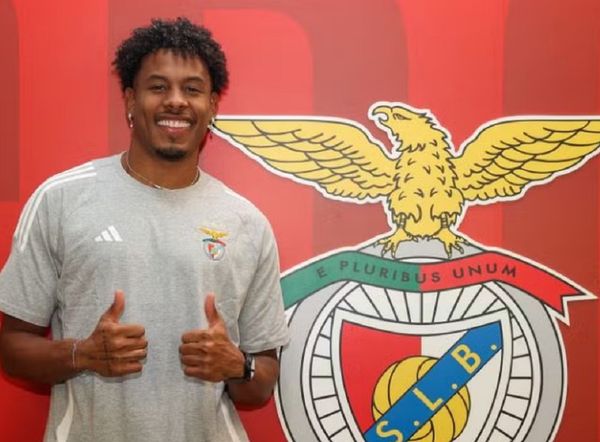 Paulo André foi anunciado como novo atleta do Benfica