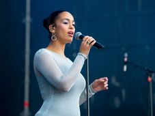 Imagem - Jorja Smith é a primeira atração confirmada no Afropunk Brasil 2025