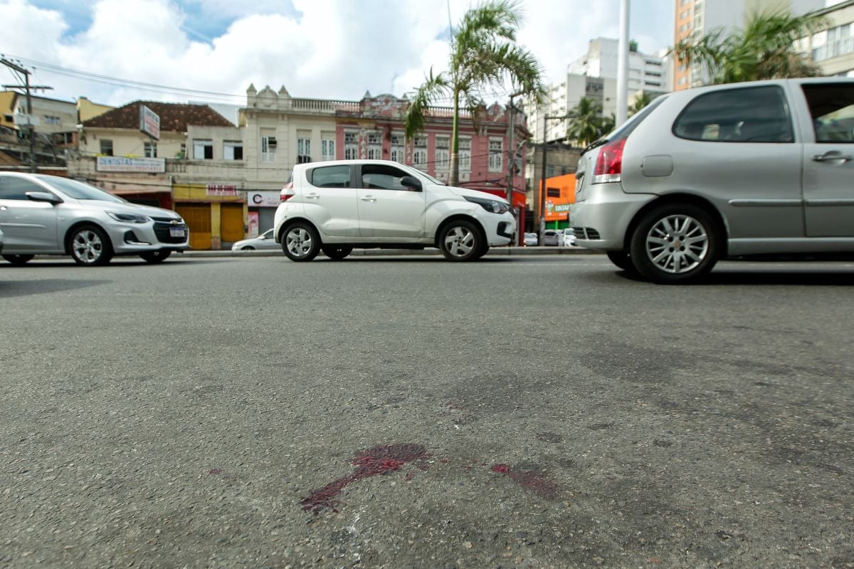 Homem foi baleado na Feira da Sete Portas 