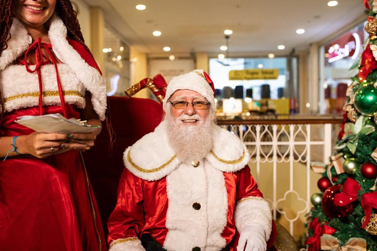 Papai Noel no shopping Paseo