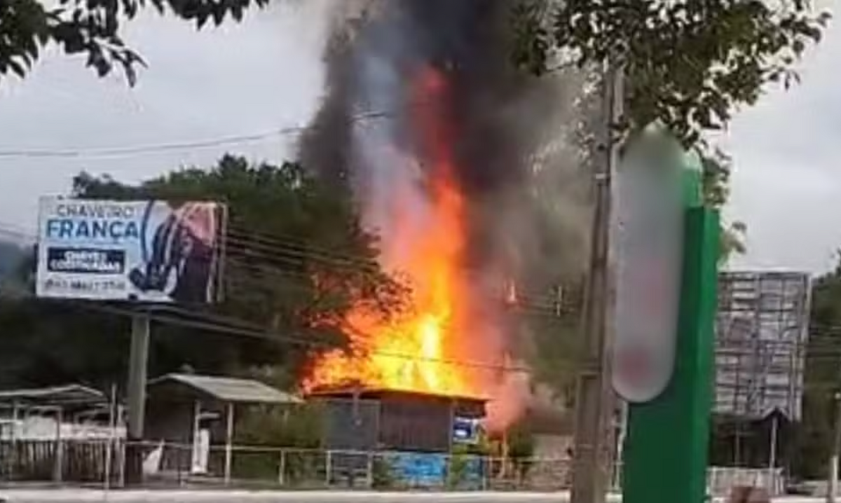 Incêndio atingiu a casa de autor do atentado ao STF