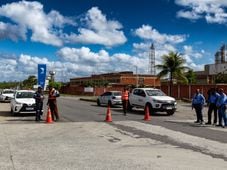 Imagem - Incêndio no polo de Camaçari foi causado por rompimento de dutos de fábrica de PVC