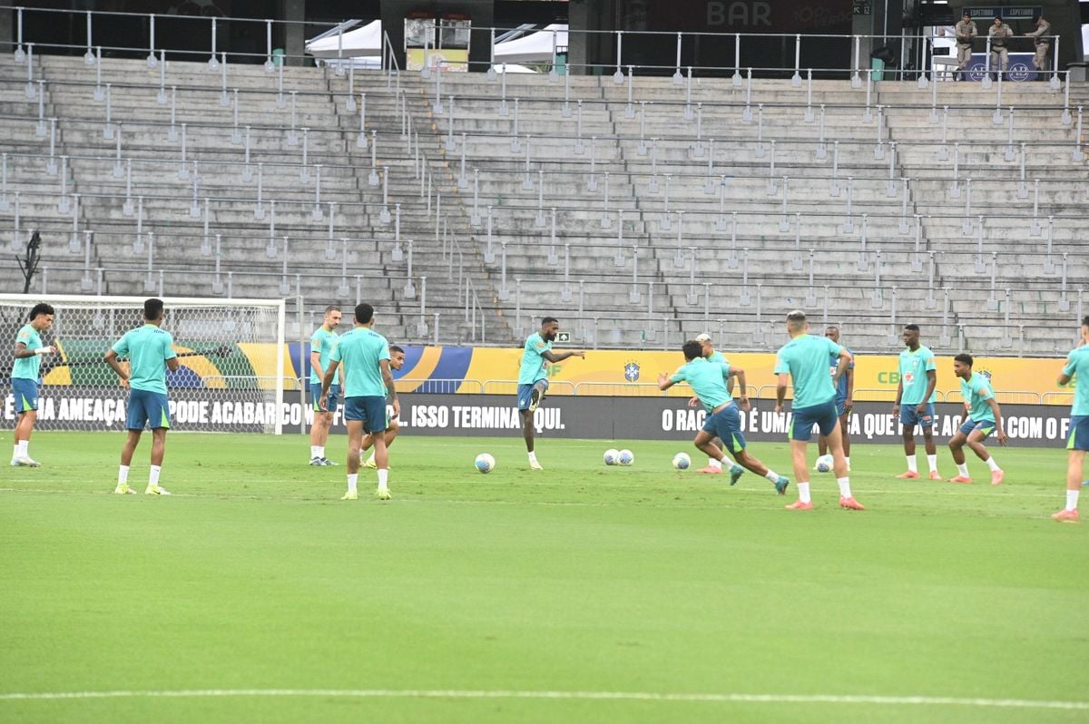 Treino da Seleção Brasileira na Fonte Nova