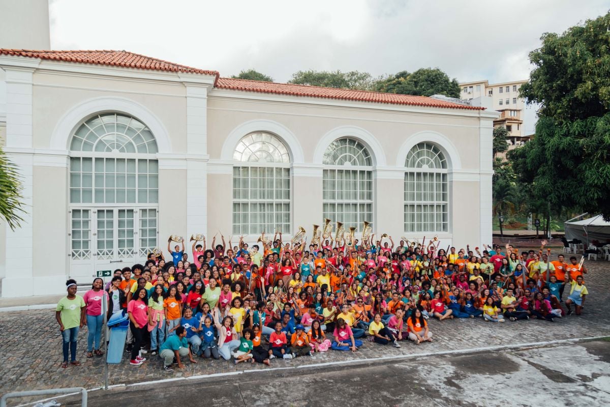 Alunos do Neojiba no Parque do Queimado