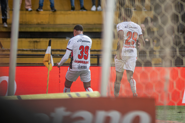 Janderson foi o responsável pelo gol que deu os três pontos ao Vitória diante do Criciúma