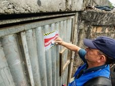 Imagem - Quatro ferros-velhos são interditados em operação contra furto de fios em Salvador