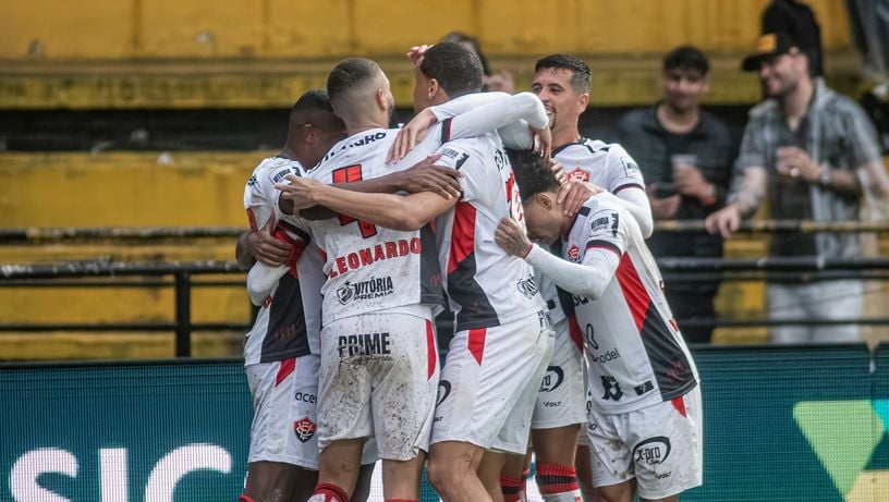 Imagem - Vitória fica perto de zerar chance de rebaixamento; veja os números