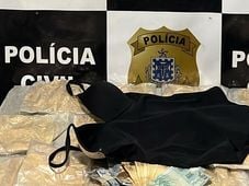 Imagem - Polícia desmonta esquema e prende mulher que trazia cocaína da Bolívia