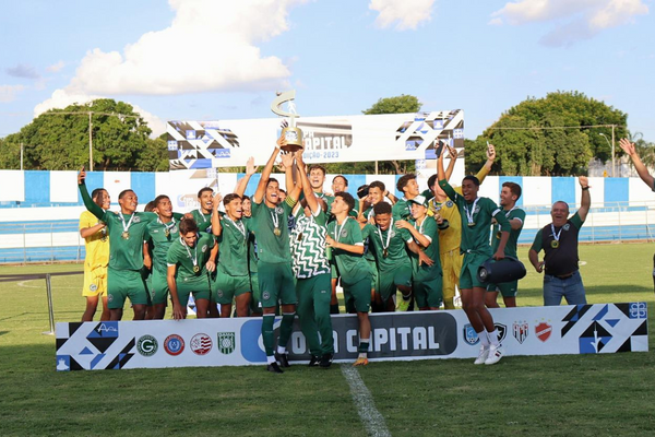 Bahia encara Vila Nova (GO) e Vitória pega Fortaleza (CE) na estreia; Goiás é o atual campeão