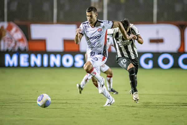 Vitória e Botafogo durante o primeiro turno