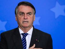 Imagem - Bolsonaro alega perseguição e diz inquérito sobre tentativa de golpe é 'historinha'