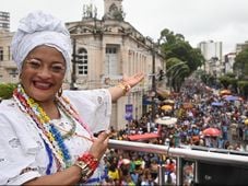 Imagem - Caminhada Nacional do Samba antecipa clima carnavalesco em Salvador