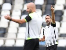 Imagem - Artur Jorge vê Botafogo preparado, insinua incentivo a rivais e detona o Atlético-MG: 'Muito tempo calado'