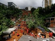 Imagem - Quer ajudar as vítimas do soterramento em Saramandaia? Veja onde e como doar