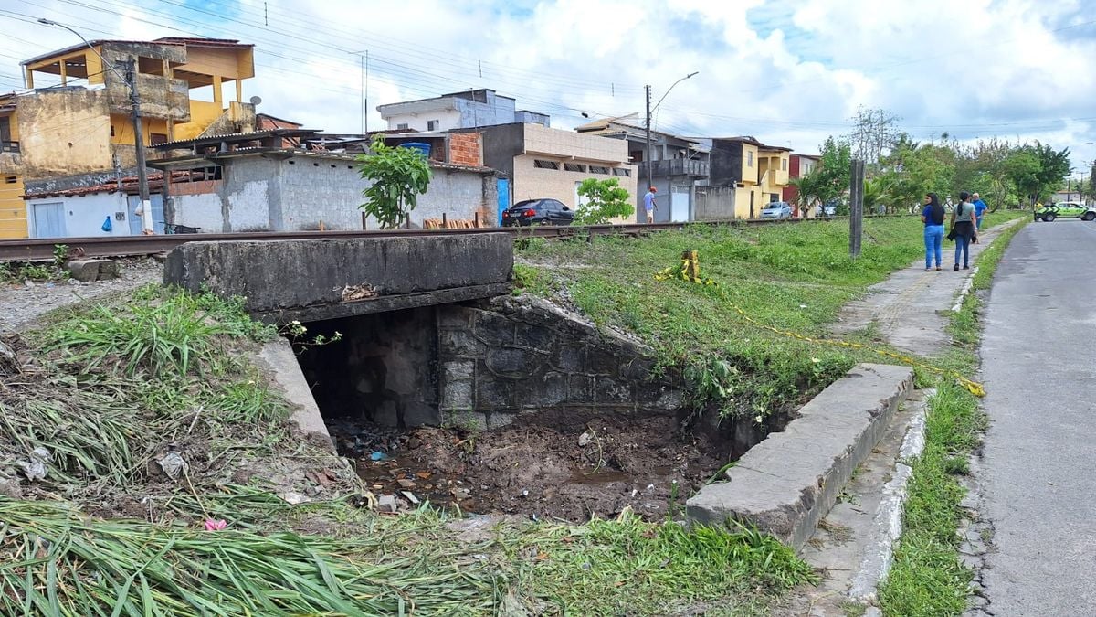 Local onde Amanda caiu foi periciado 