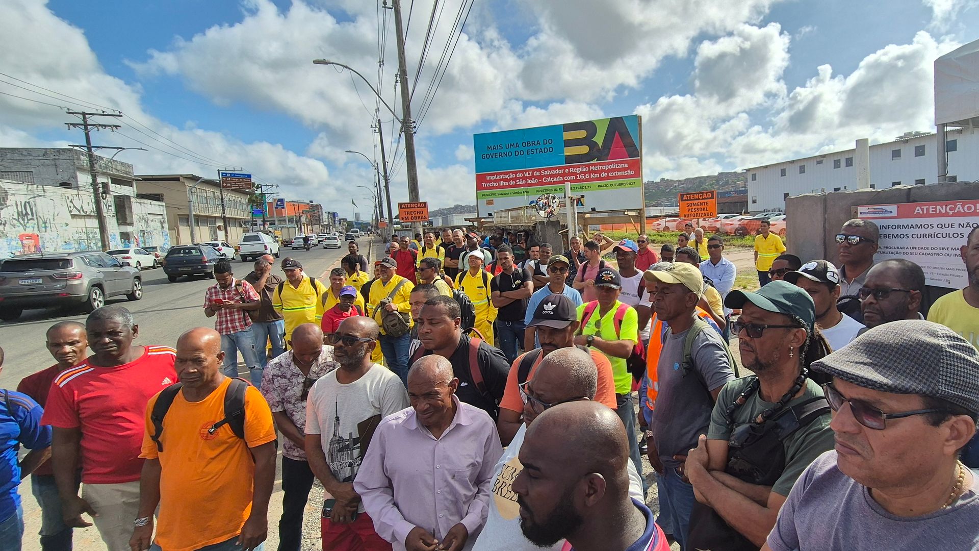 Imagem - Trabalhadores da construção pesada protestam por mais contratações nas obras do VLT