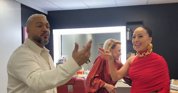 Bastidores com Sabrina Sato e Belo