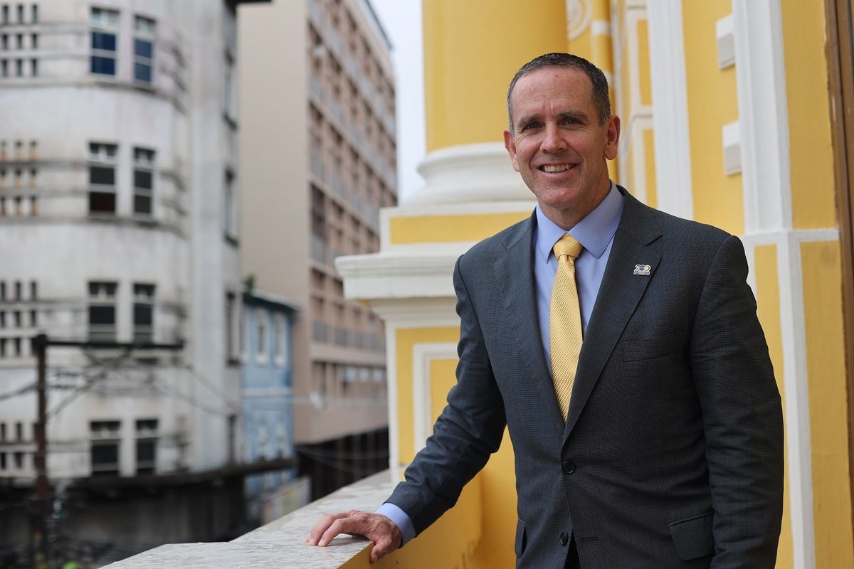 O novo cônsul-geral dos Estados Unidos no Rio de Janeiro, Ryan Rowlands, em sua primeira visita à Bahia