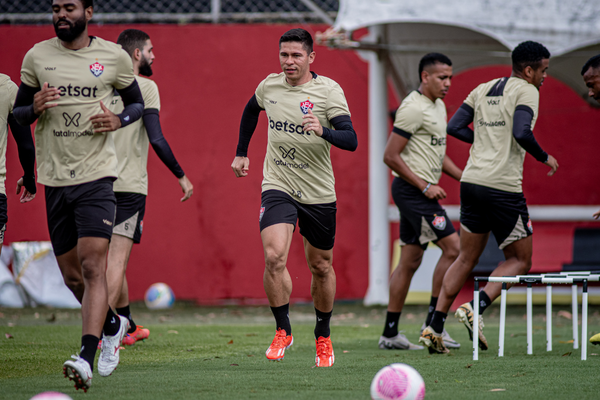 Vitória fez penúltimo treino antes de jogo contra o Fortaleza