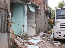 Imagem - Casa explodida em Valéria será demolida nesta terça-feira (3)