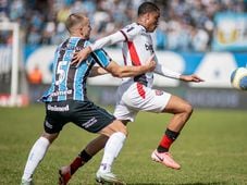 Imagem - Vitória x Grêmio: veja onde assistir, prováveis escalações e arbitragem