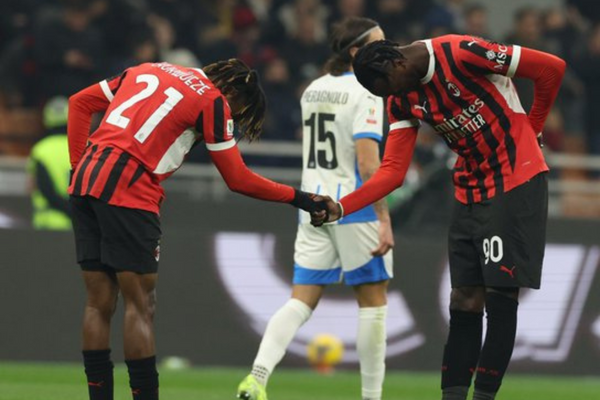 Chukweze e Rafael Leão marcaram na goleada do Milan 