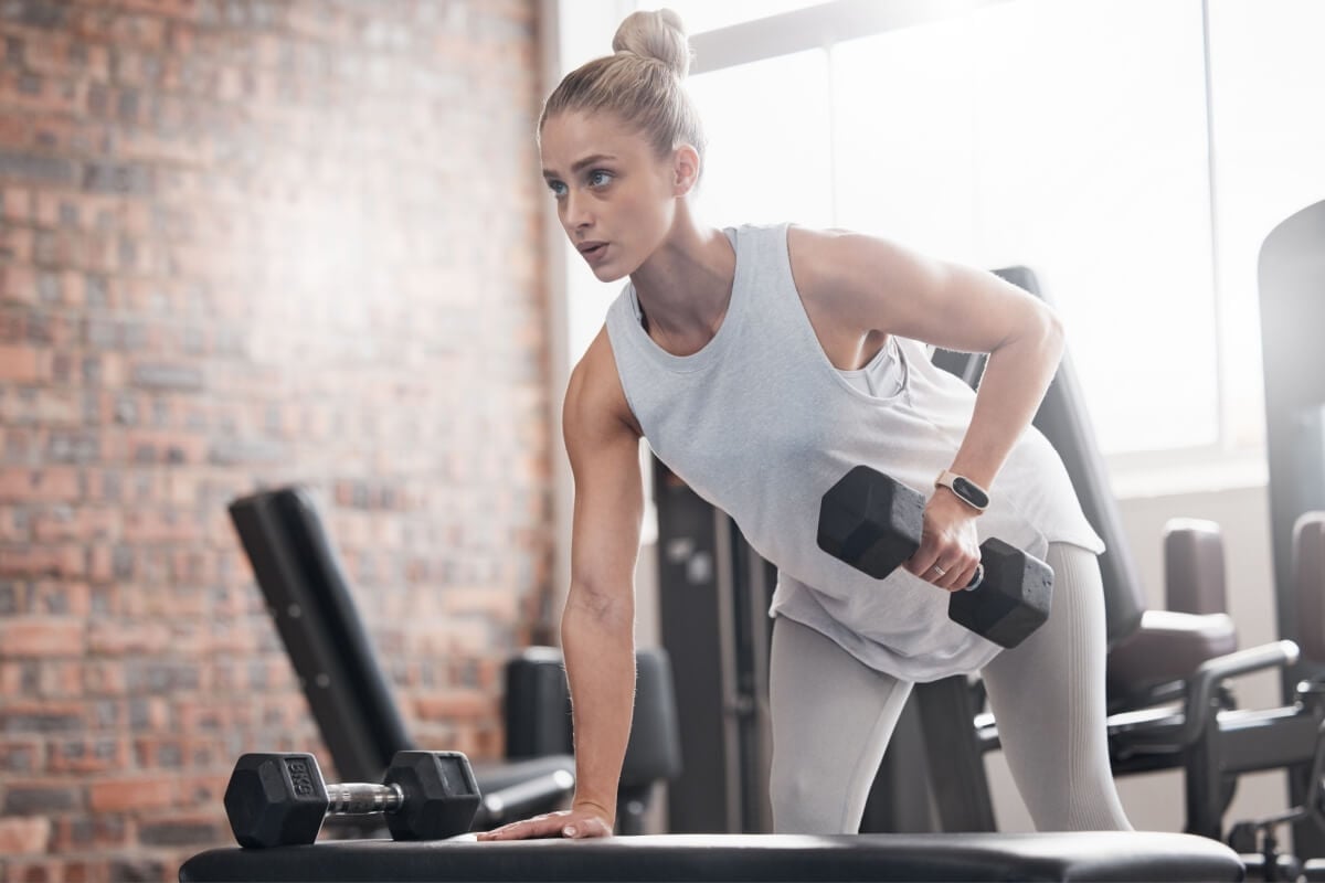 A musculação pode ser praticada para diferentes objetivos (Imagem: PeopleImages.com - Yuri A | Shuttrstock)