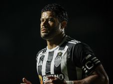 Imagem - Hulk quebra silêncio após pai 'comemorar' demissão de técnico do Atlético-MG