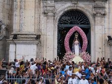 Imagem - Procissão une fiéis em homenagem à Nossa Senhora da Conceição da Praia