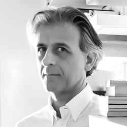 Coluna - Oscar Quiroga