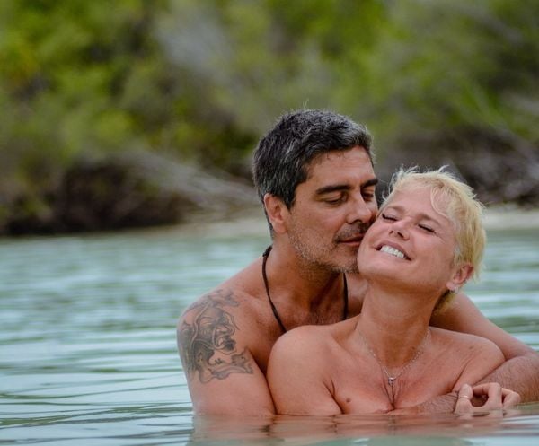 Junno Andrade e Xuxa Meneghel  por Reprodução / Redes Sociais