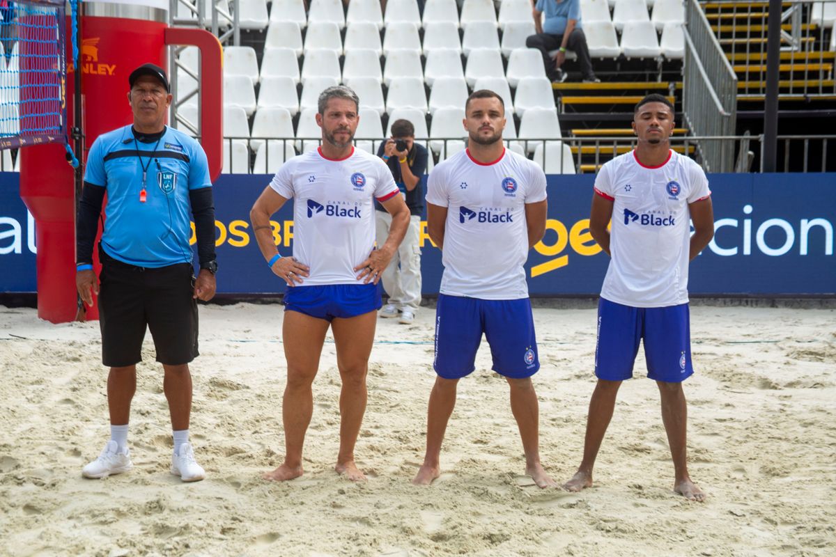 Time tricolor conta com o ex-jogador Preto Casagrande 